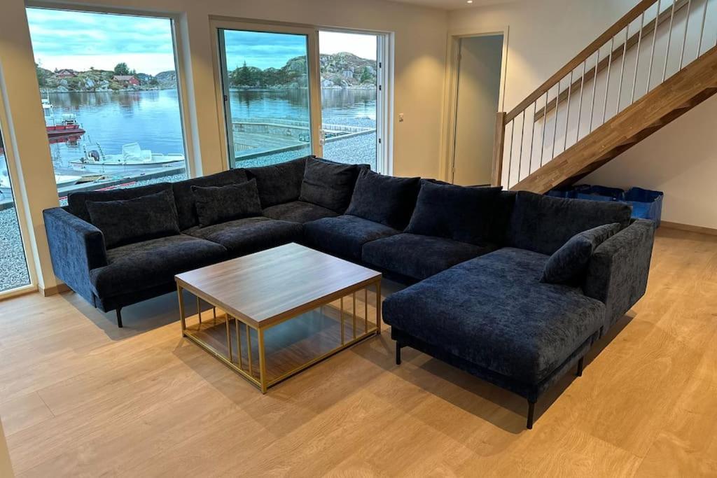 Eksklusiv Rorbu - Havblikk 1 - Batutleie Villa Bekkjarvik Exterior photo